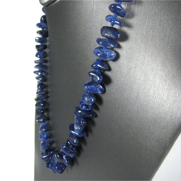Lapis Lazuli Stone Chip Necklace Beaded 22 inch Vintage Strand Hand Knotted - Picture 5 of 6